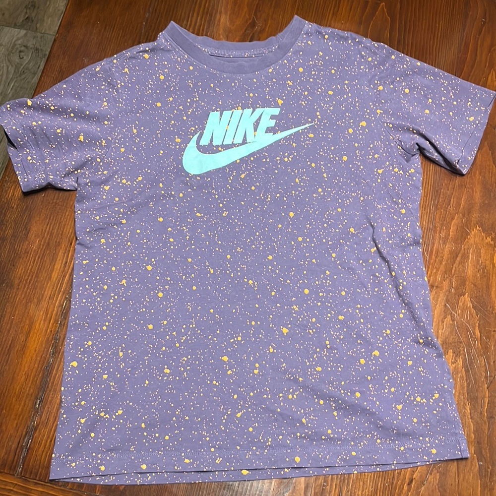 Nike size xl t shirt